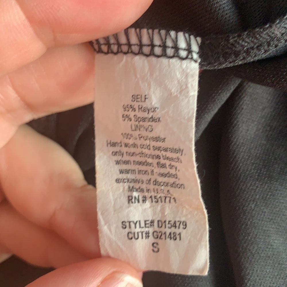 Kaileigh sleeveless dress. Size small - Picture 4 of 6
